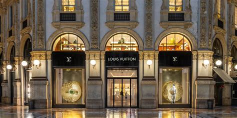 negozi louis vuitton a udine|Louis Vuitton milano.